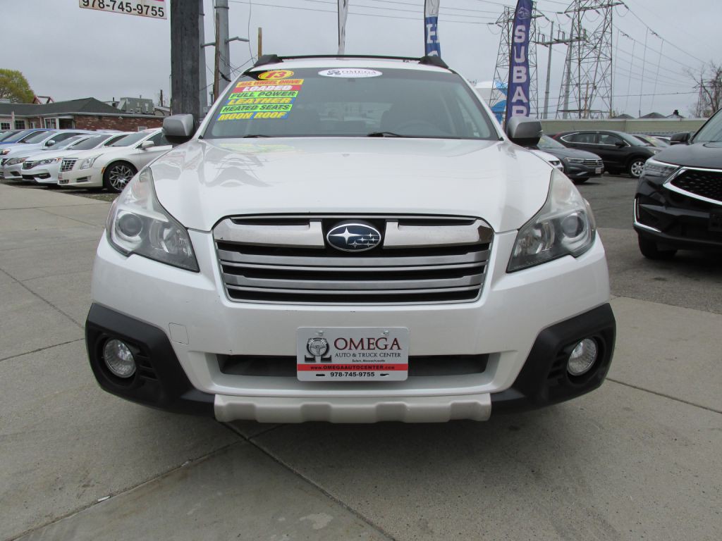 2013 Subaru Outback Image 2