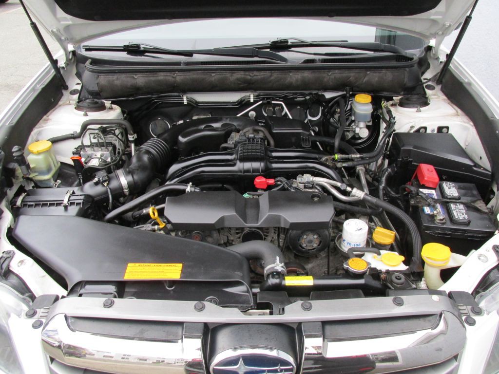 2013 Subaru Outback Image 7