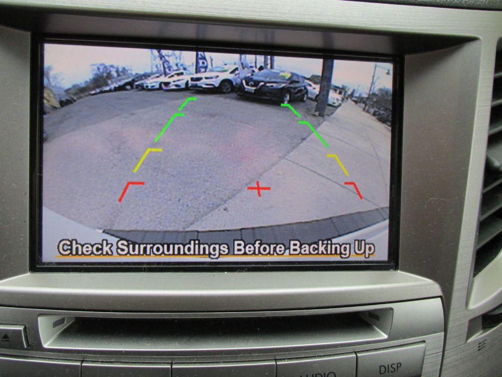 2013 Subaru Outback Image 16