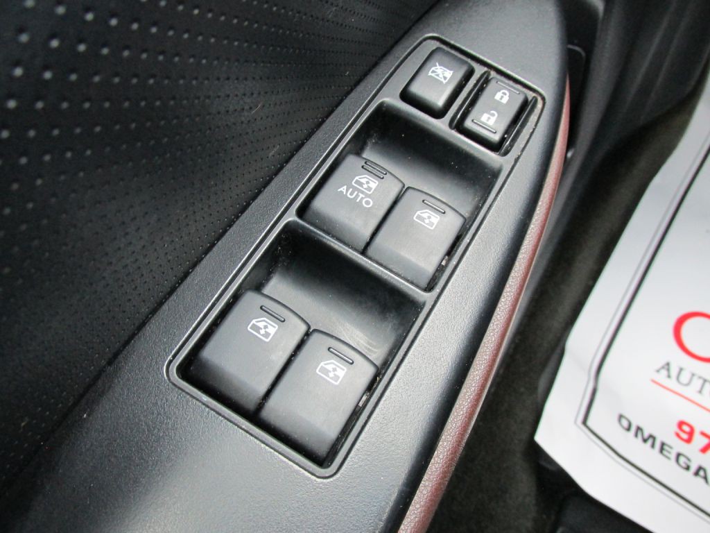2013 Subaru Outback Image 17