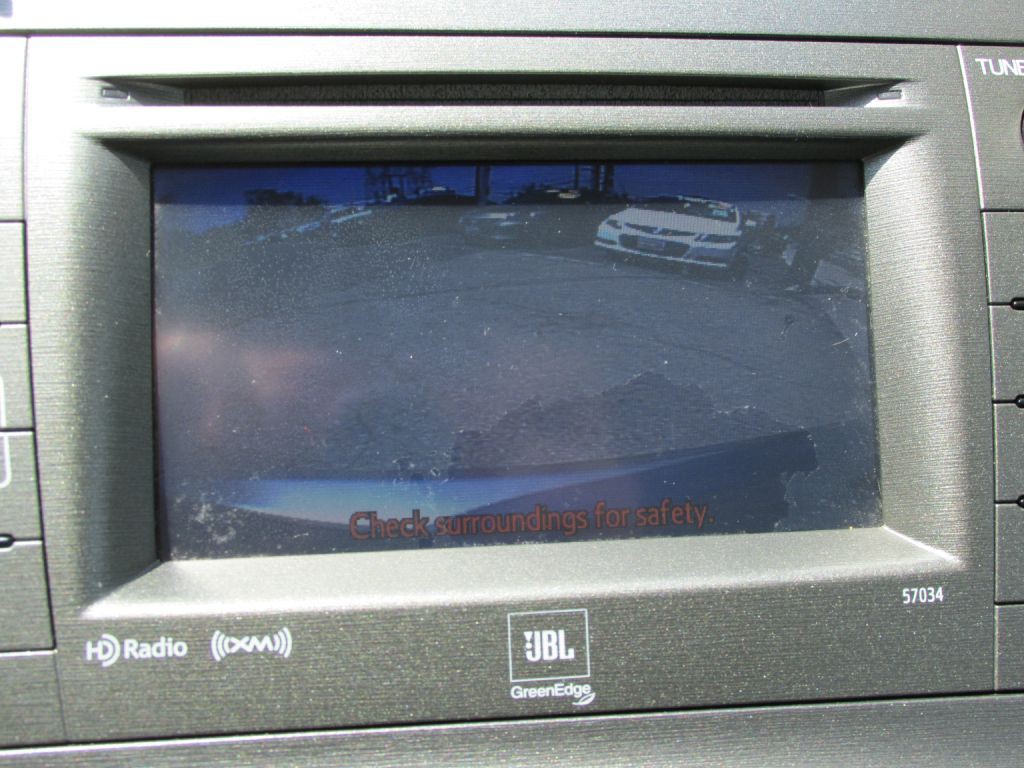 2014 Toyota Prius Image 17
