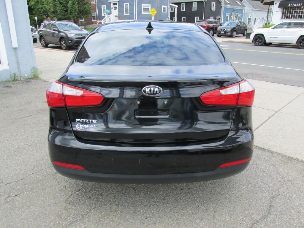 2016 Kia Forte Image 5