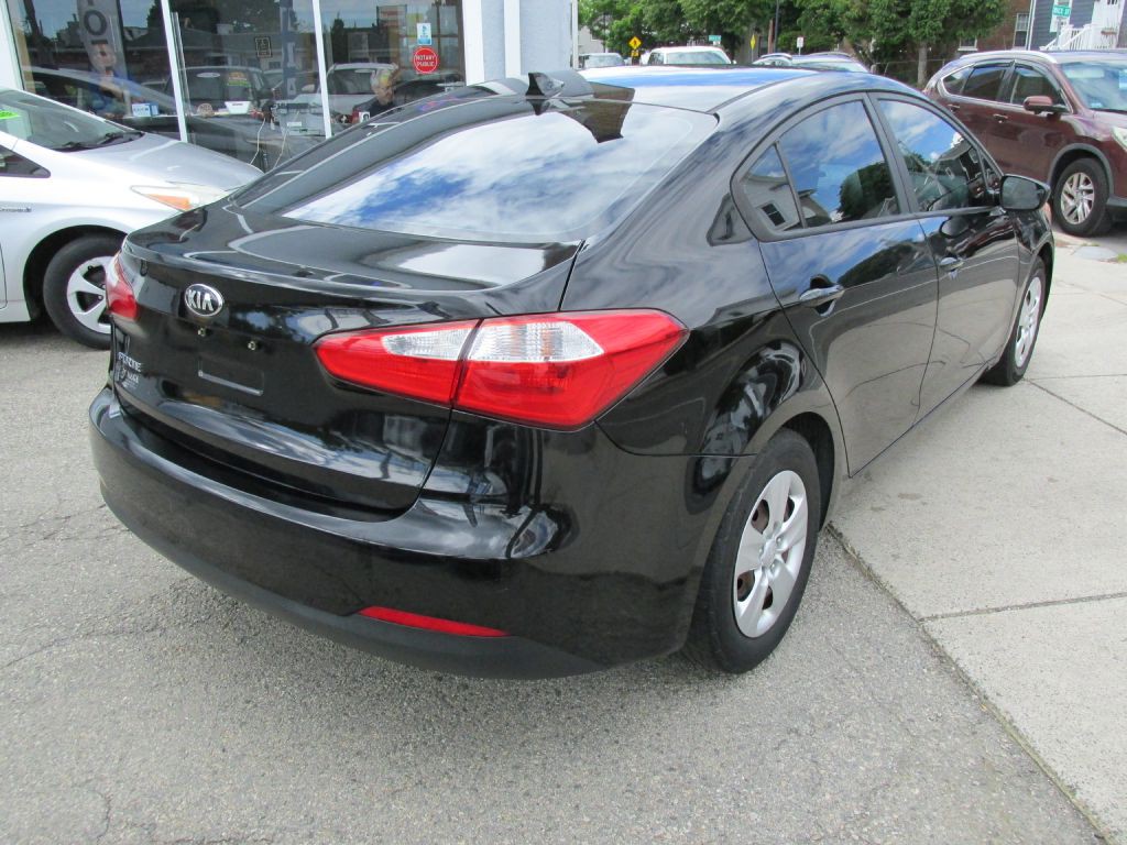 2016 Kia Forte Image 6