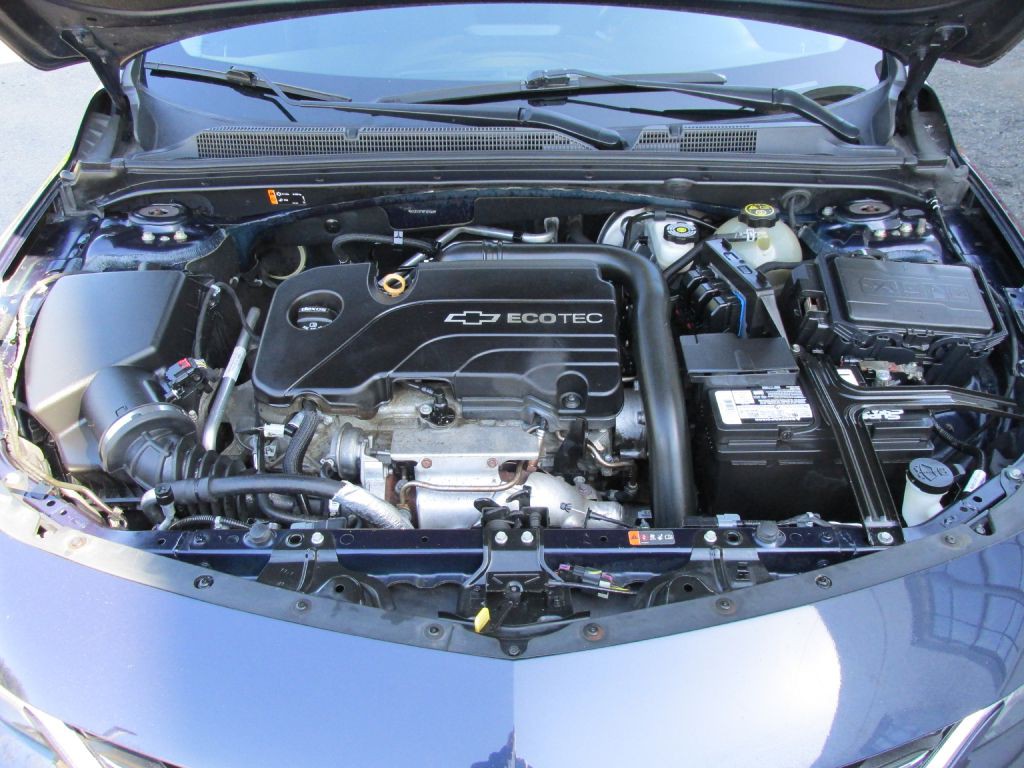 2016 Chevrolet Malibu Image 7