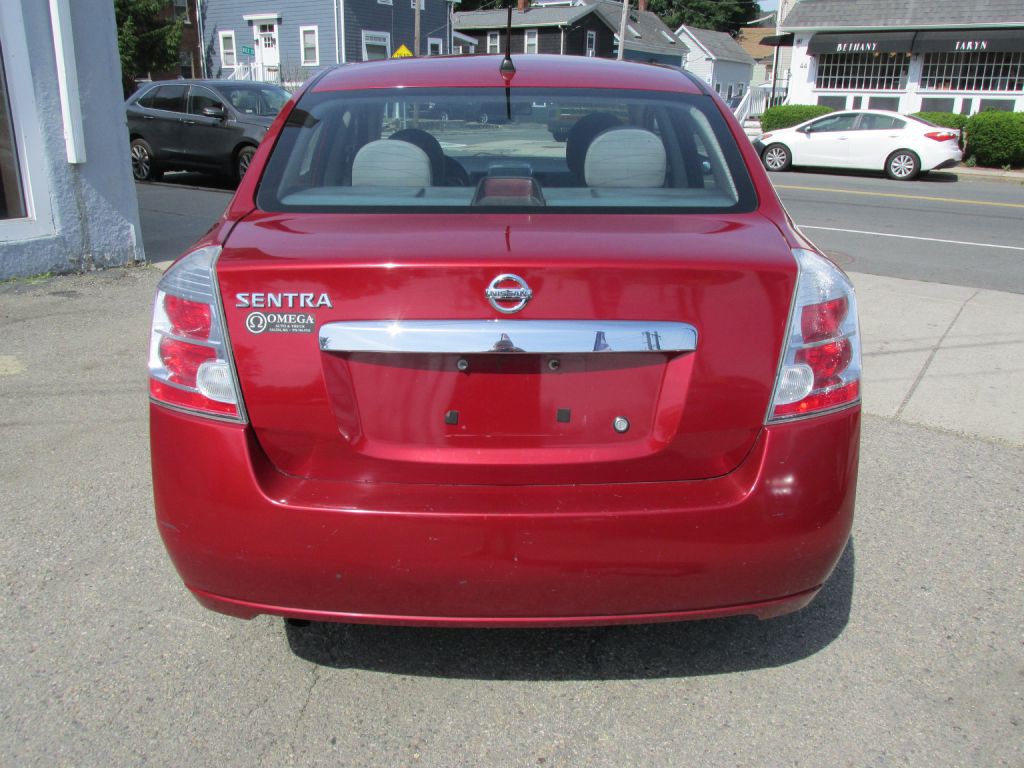 2010 Nissan Sentra Image 5