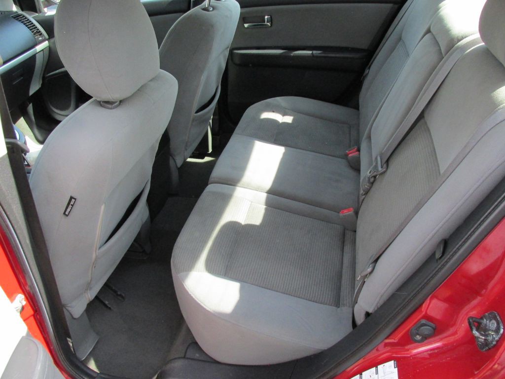 2010 Nissan Sentra Image 10