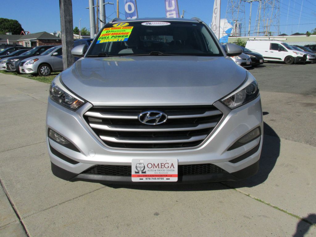 2017 Hyundai Tucson Image 2