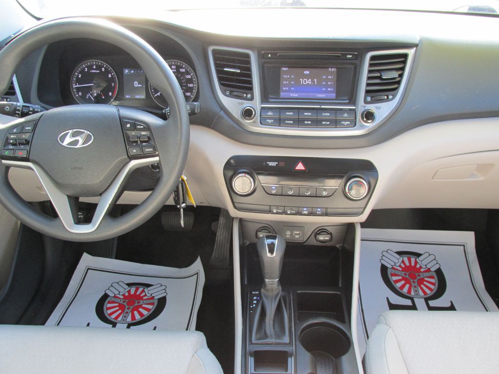2017 Hyundai Tucson Image 13