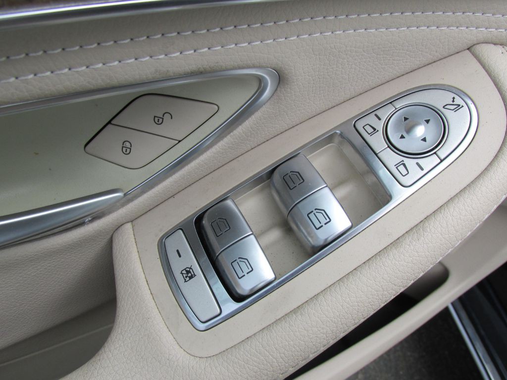 2015 Mercedes-Benz C-Class Image 15
