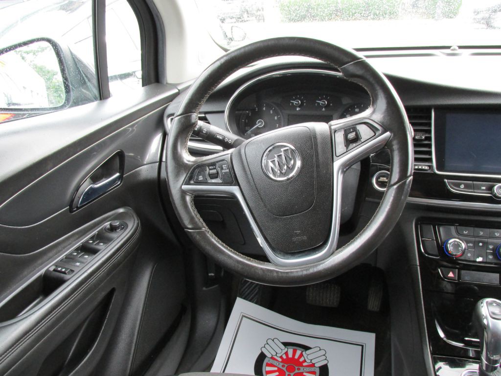 2017 Buick Enclave Image 12