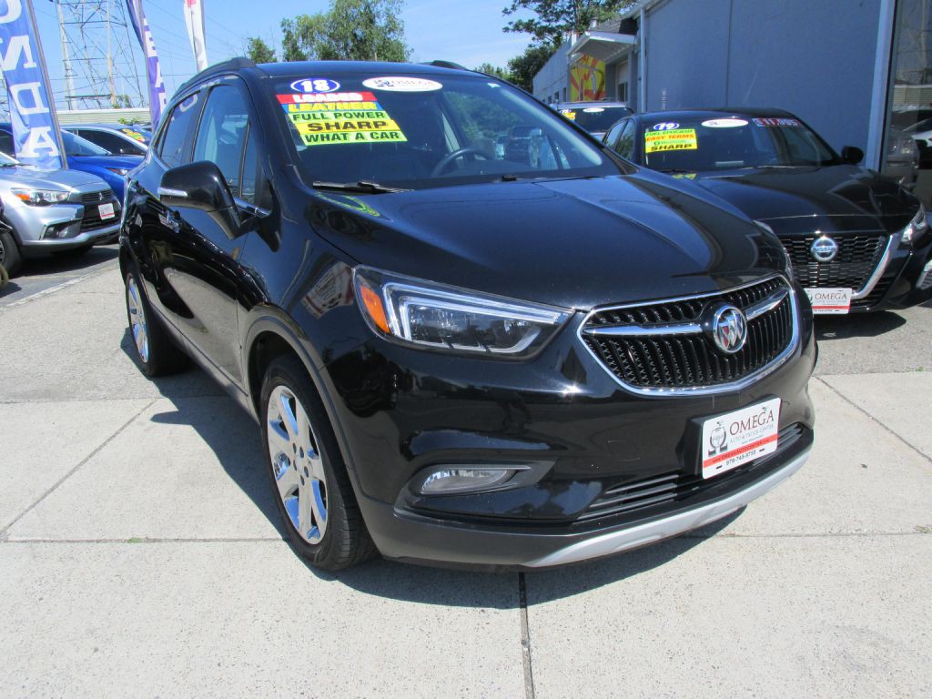 2018 Buick Enclave Image 1