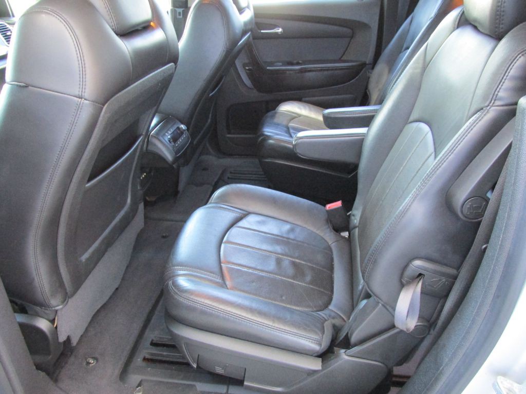 2012 GMC Acadia Image 10