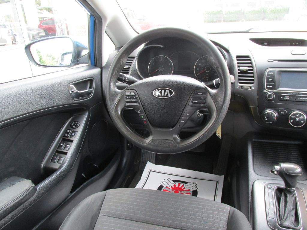 2015 Kia Forte Image 12