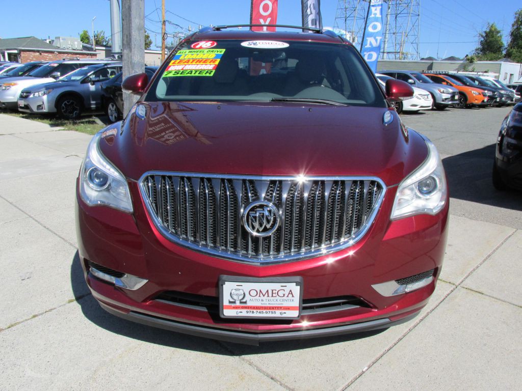 2016 Buick Enclave Image 2