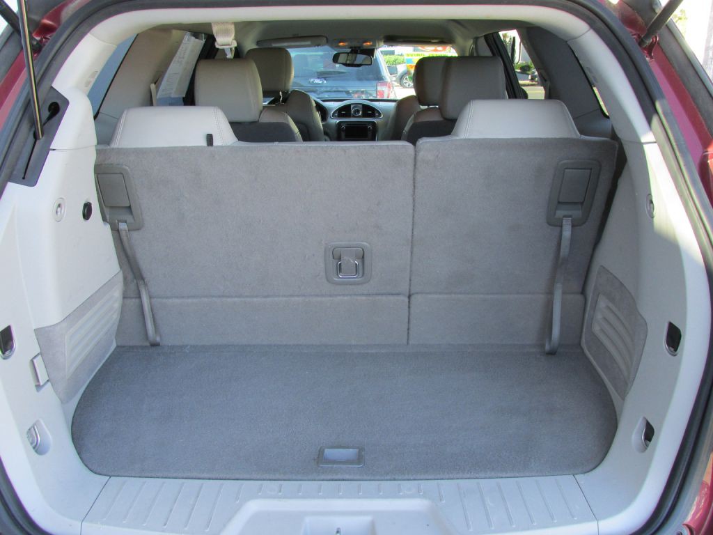 2016 Buick Enclave Image 8