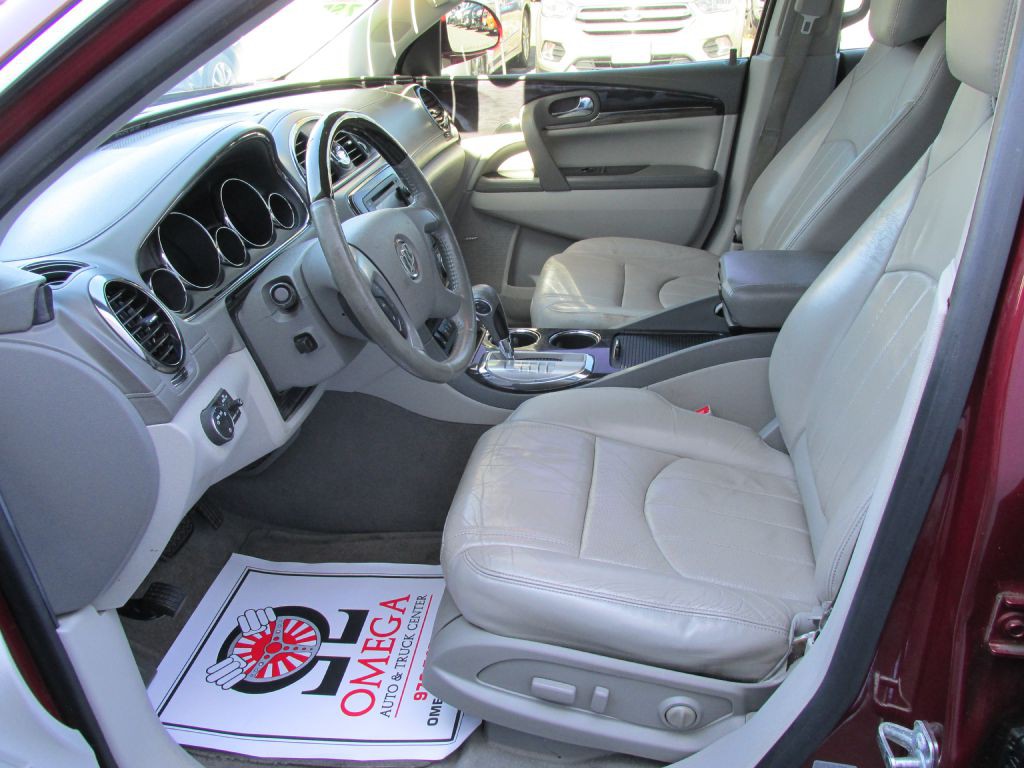 2016 Buick Enclave Image 10