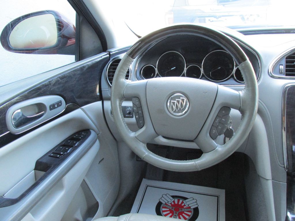 2016 Buick Enclave Image 13