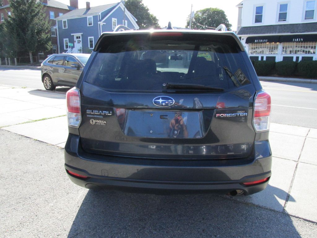 2018 Subaru Forester Image 5