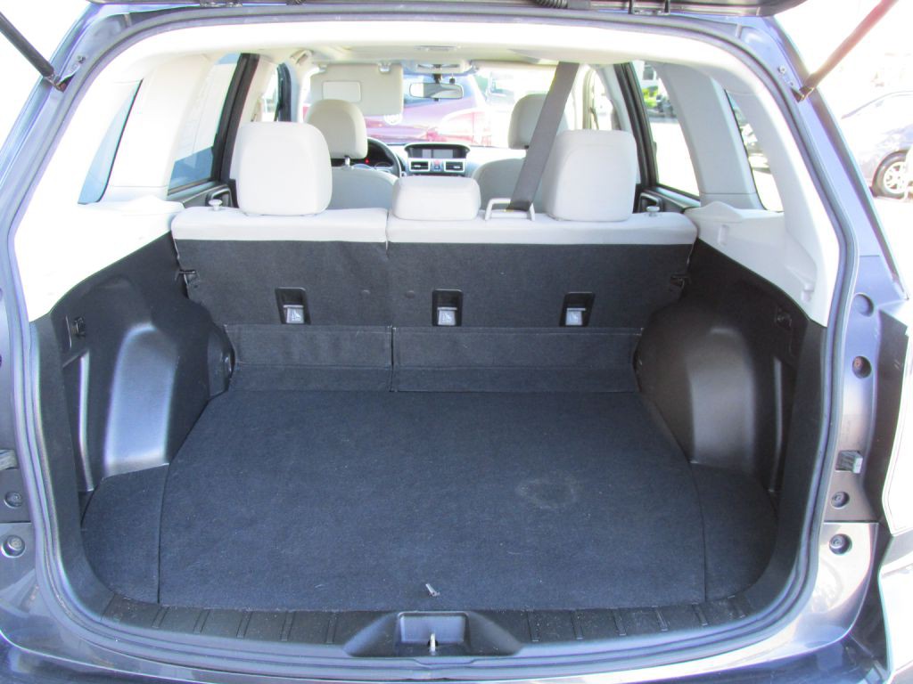 2018 Subaru Forester Image 8