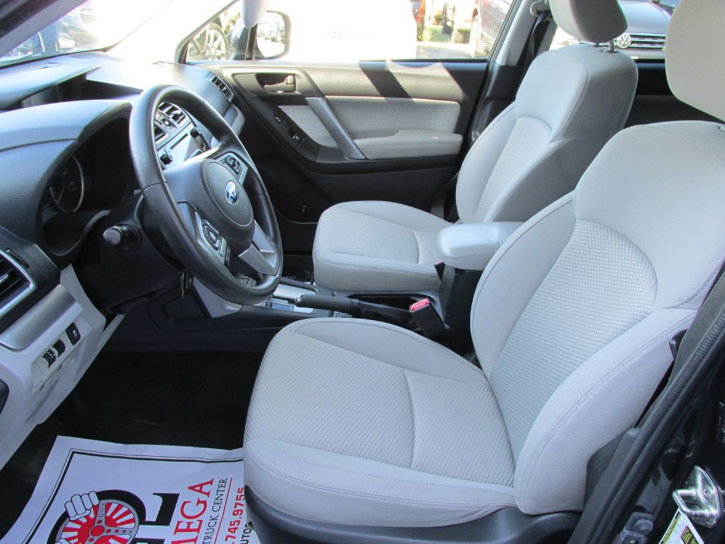 2018 Subaru Forester Image 10