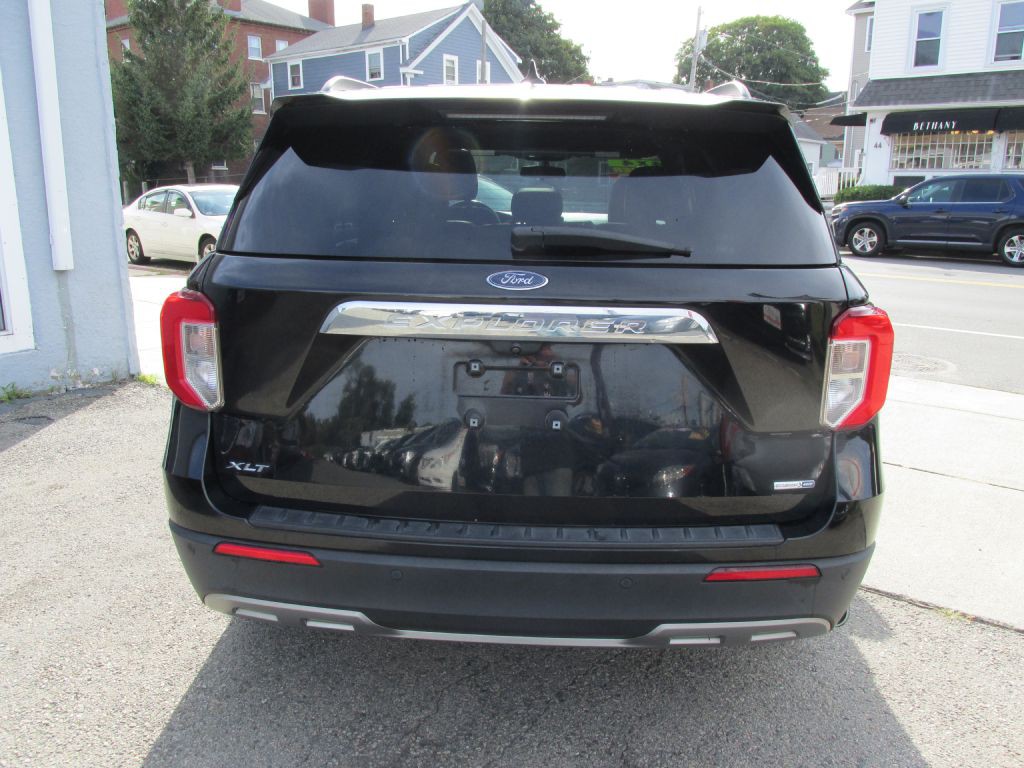 2020 Ford Explorer Image 5