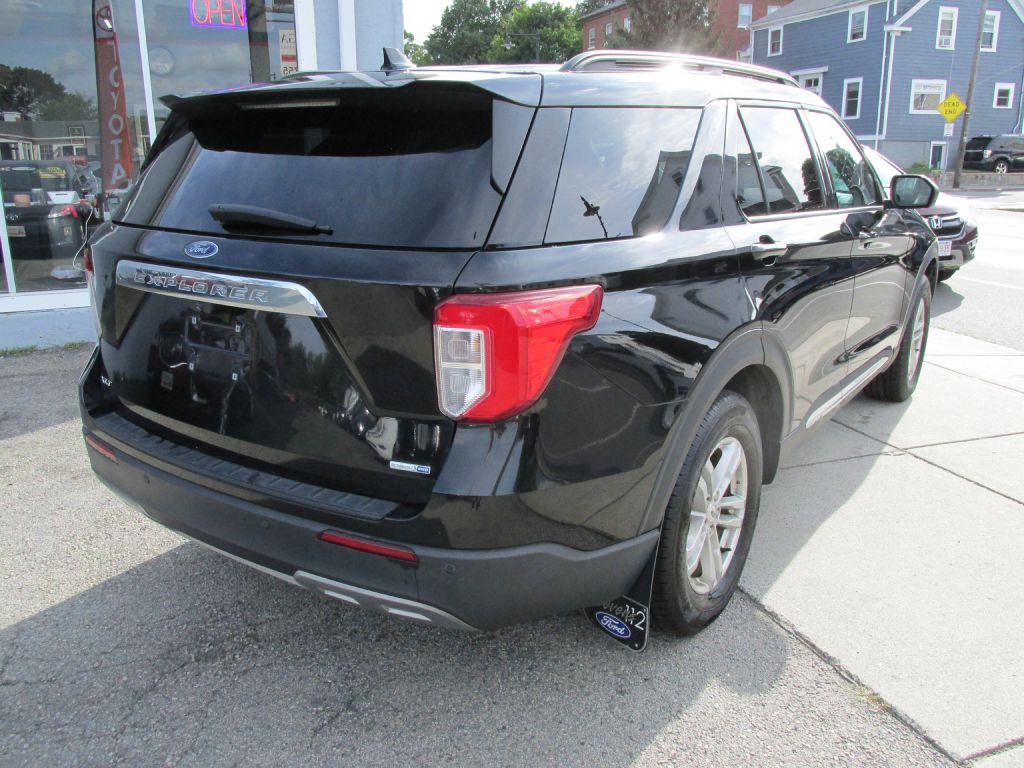 2020 Ford Explorer Image 6