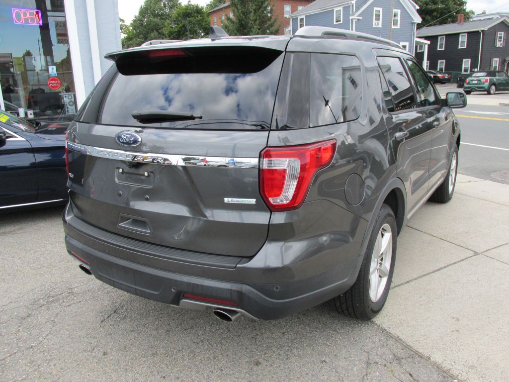 2019 Ford Explorer Image 6