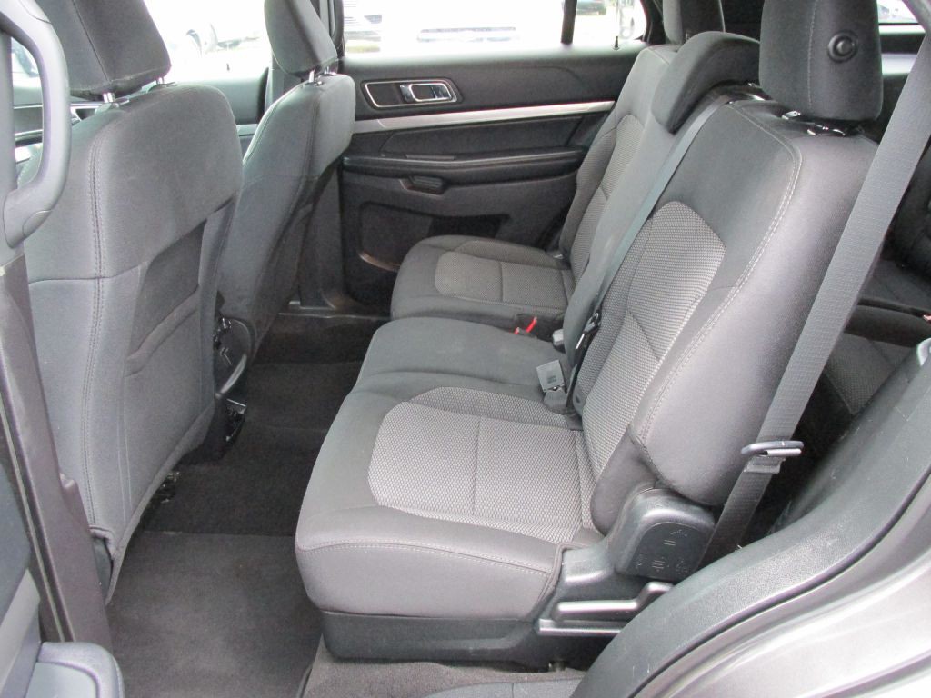 2019 Ford Explorer Image 11