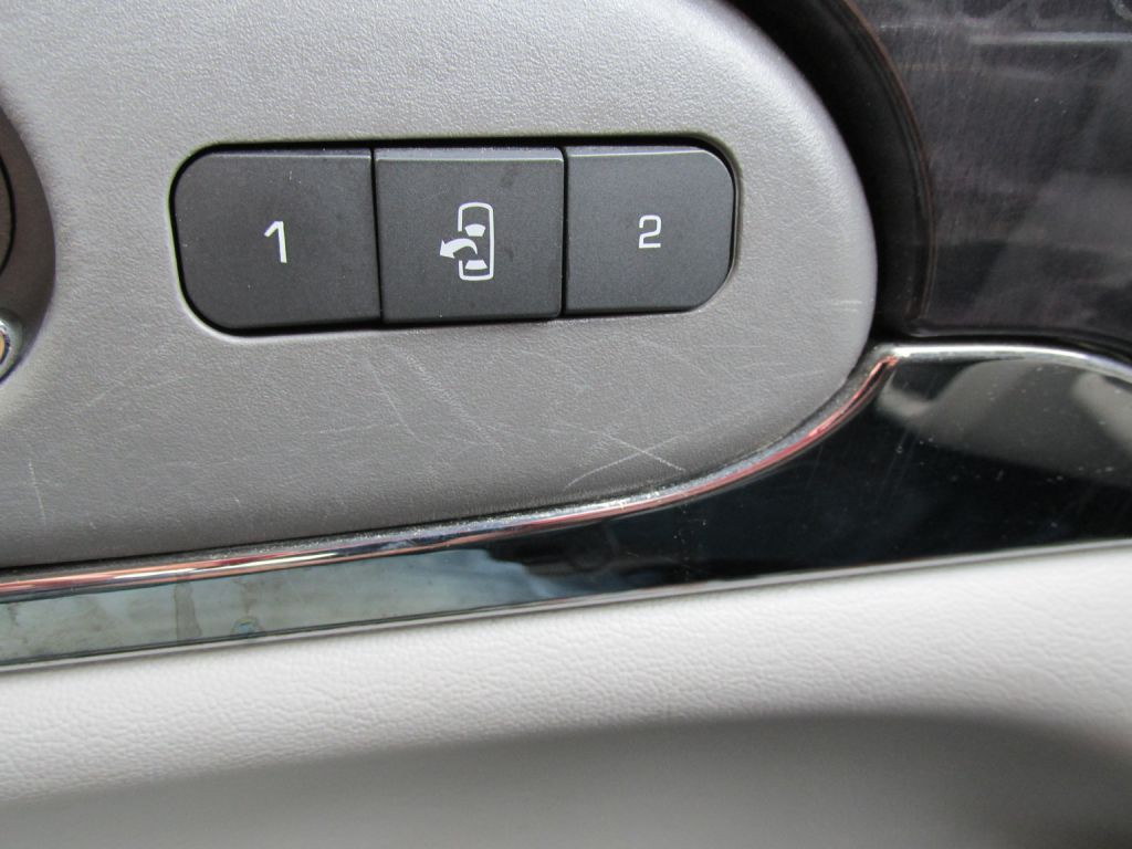 2015 Buick Enclave Image 17