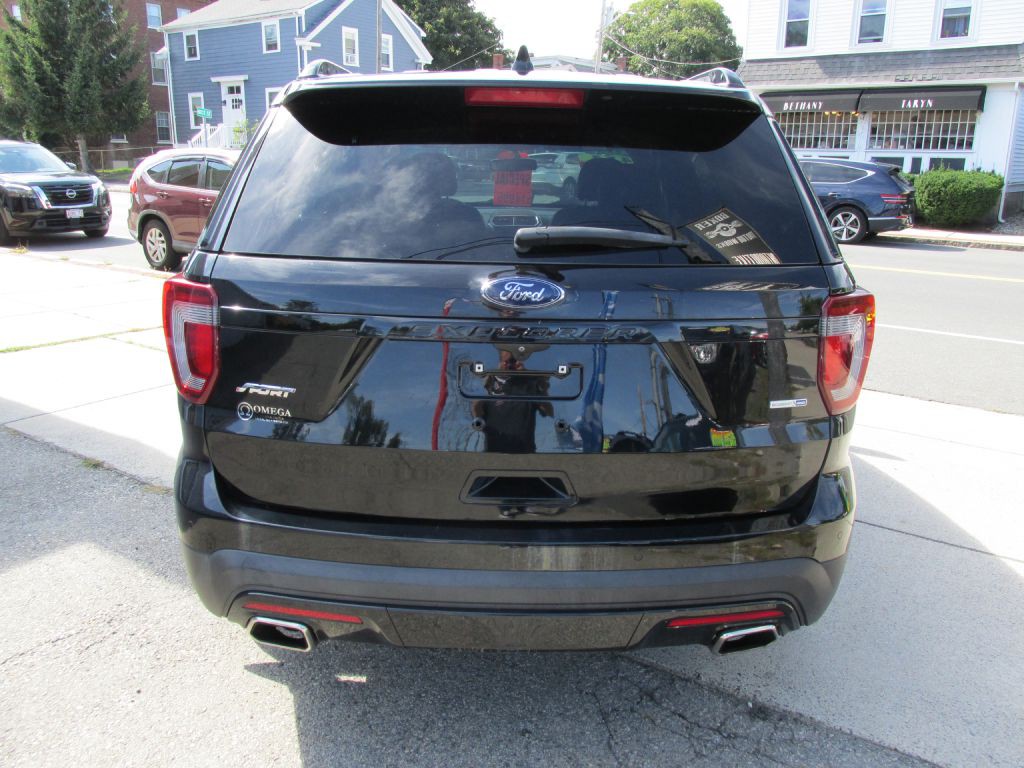 2017 Ford Explorer Image 5