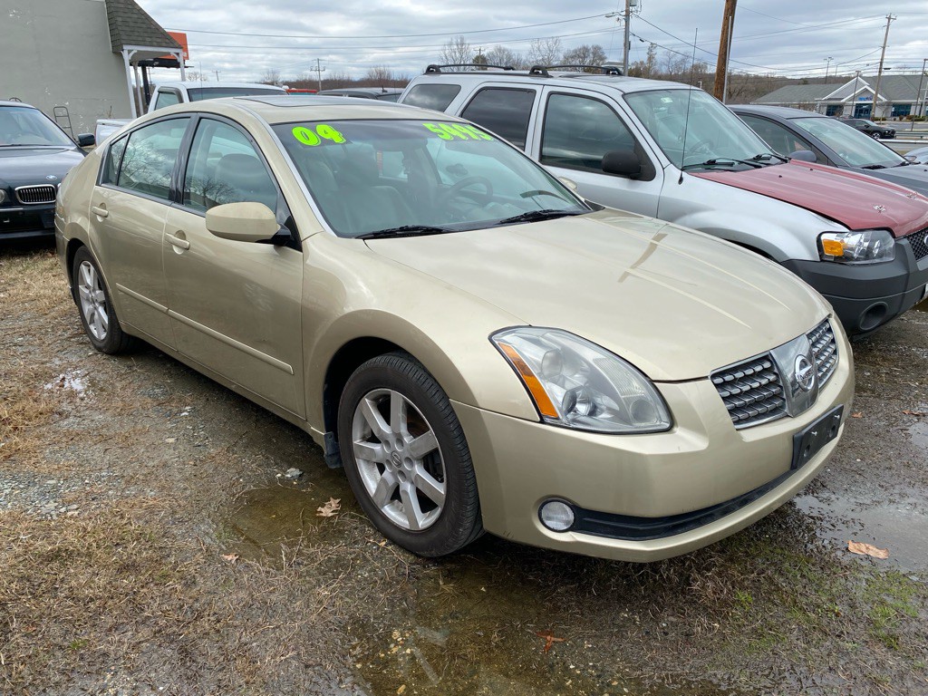 2004 Nissan Maxima Image 6
