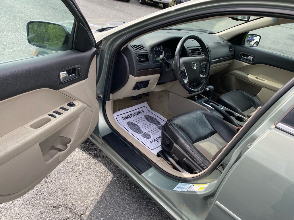 2008 Mercury Milan Image 11