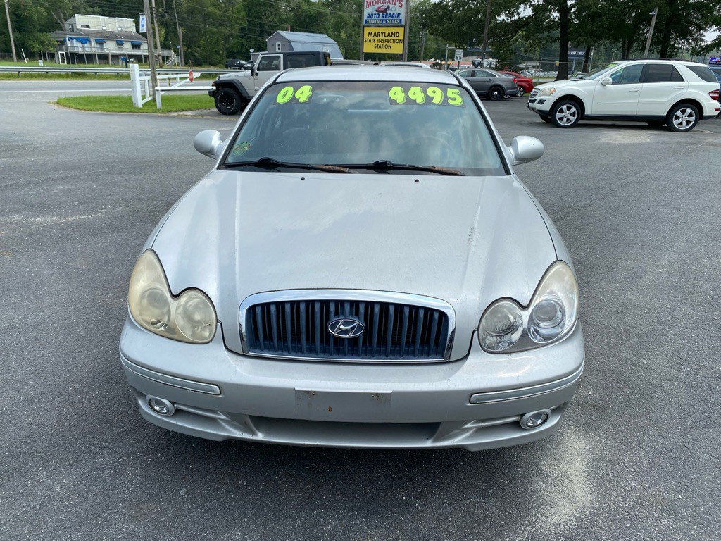 2004 Hyundai Sonata Image 2