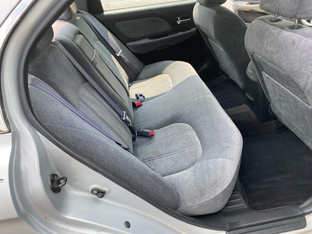 2004 Hyundai Sonata Image 15