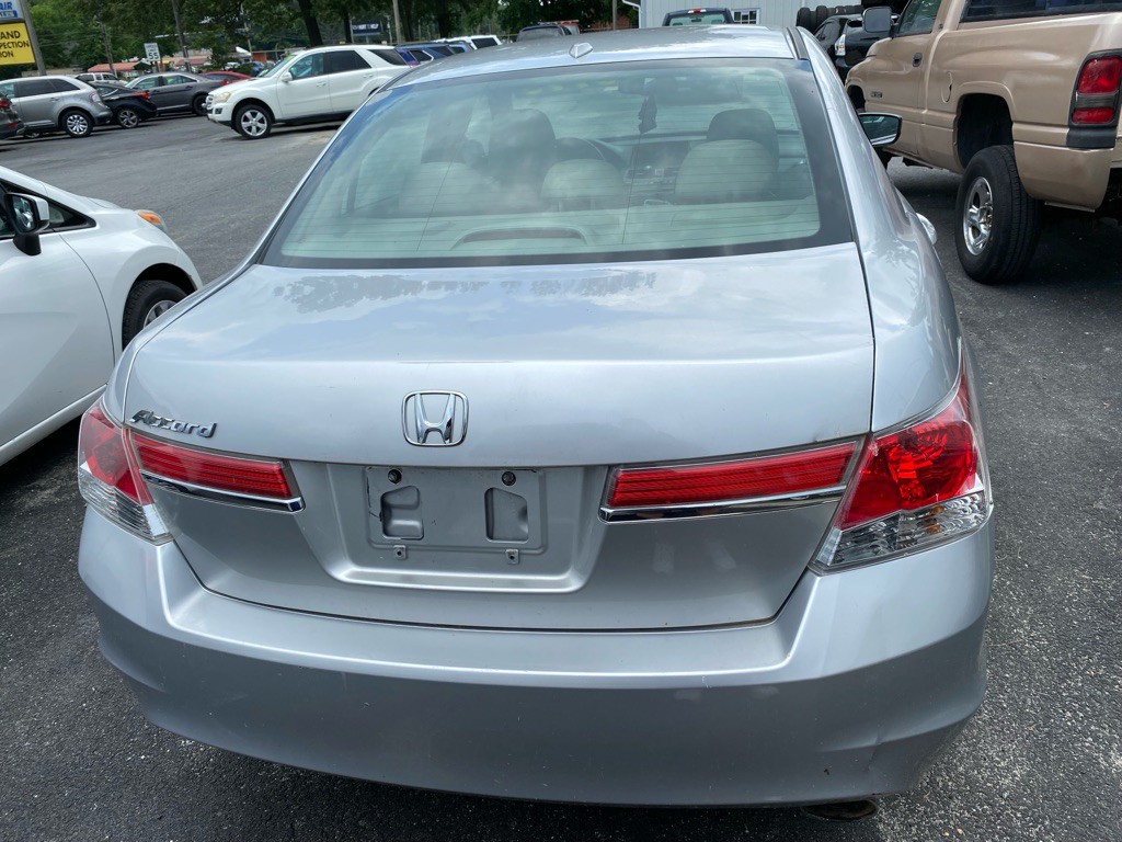 2011 Honda Accord Image 5