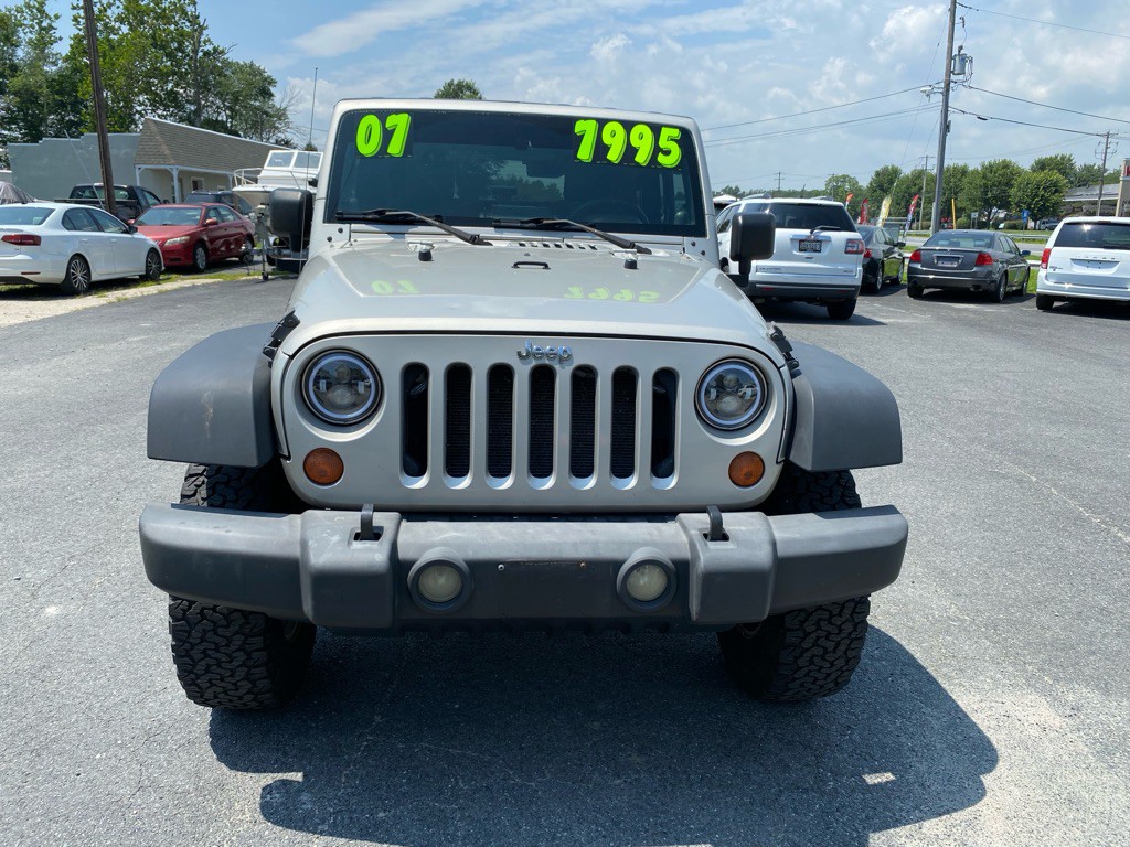 2007 Jeep Wrangler Image 2