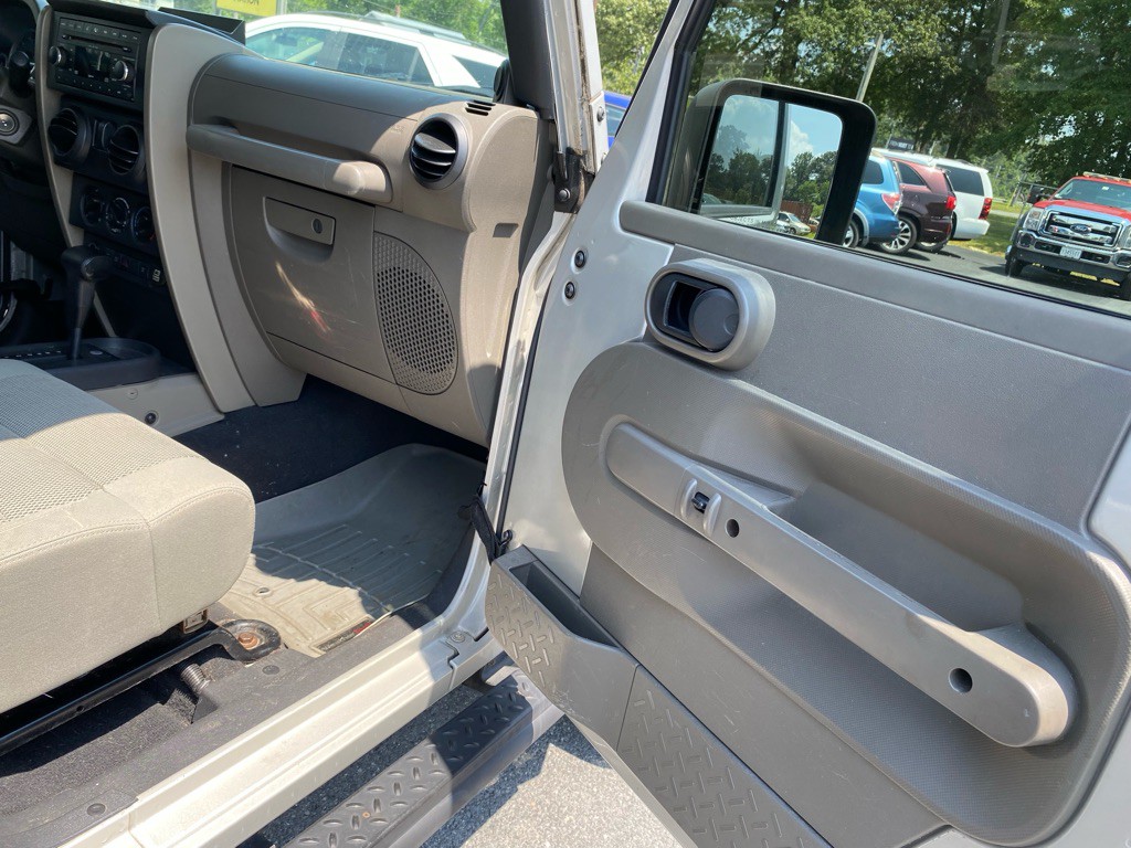 2007 Jeep Wrangler Image 20