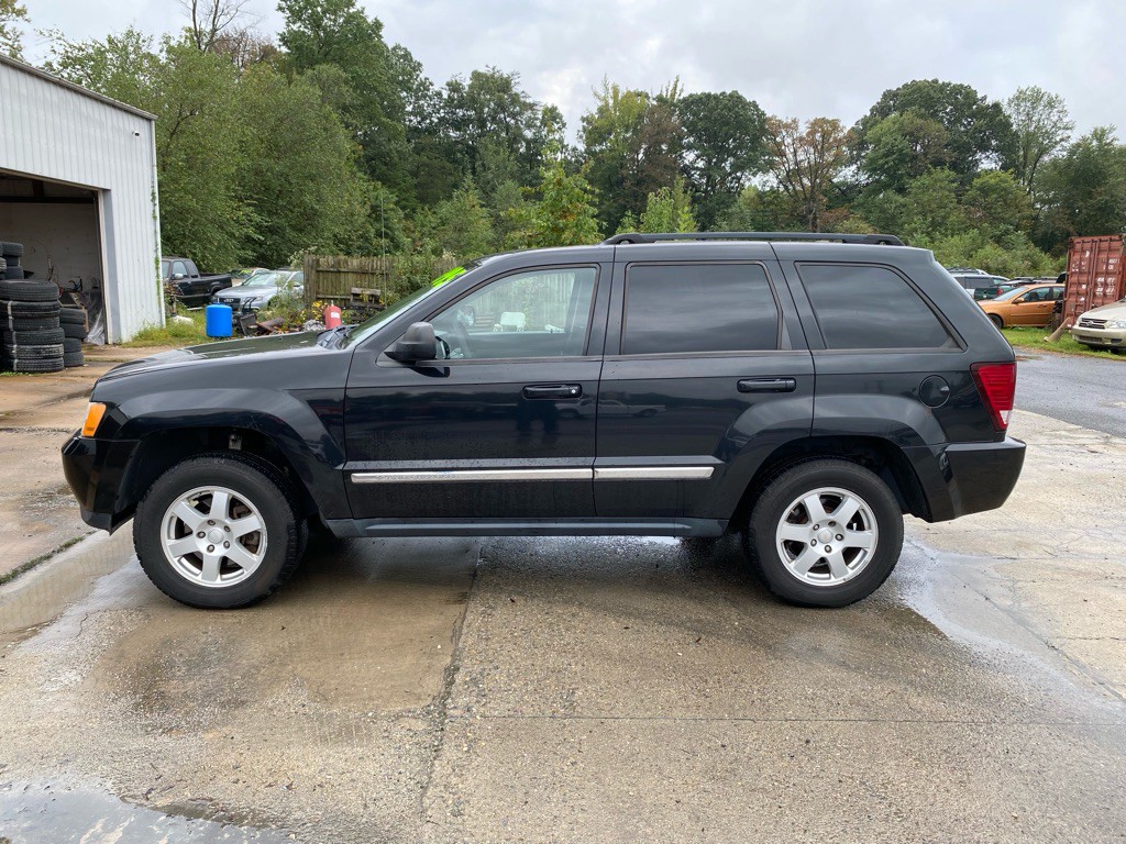 2010 Jeep Grand Cherokee Image 3