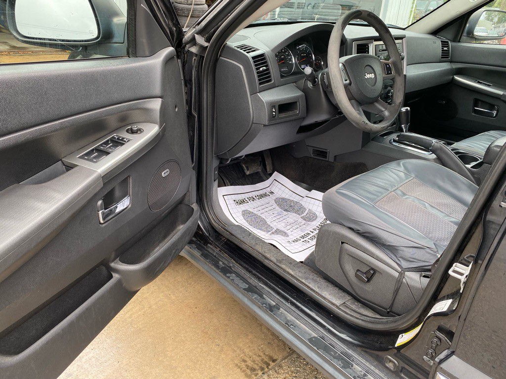 2010 Jeep Grand Cherokee Image 12