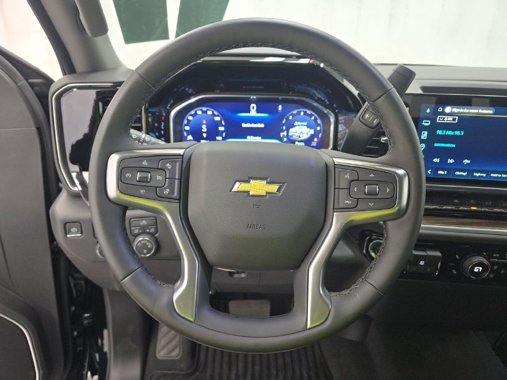 2026 Chevrolet Silverado 1500 Image 10