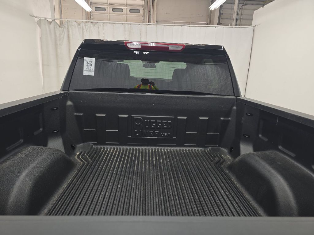 2026 Chevrolet Silverado 1500 Image 16