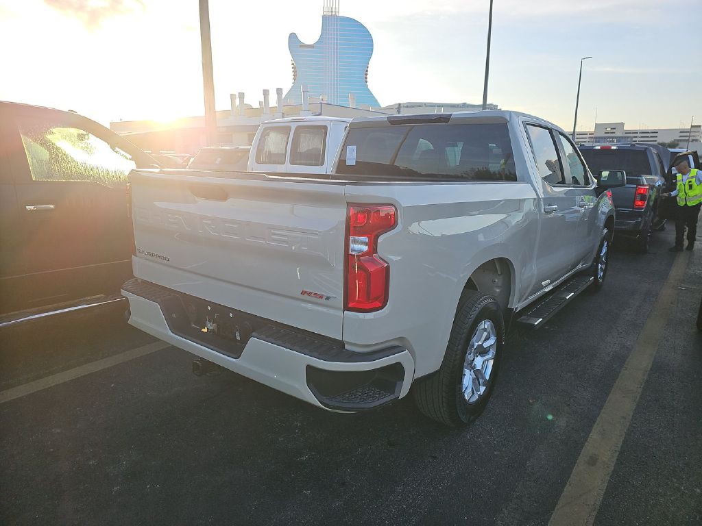 2026 Chevrolet Silverado 1500 Image 4