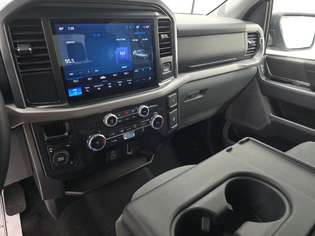 2025 Ford F-150 Image 11