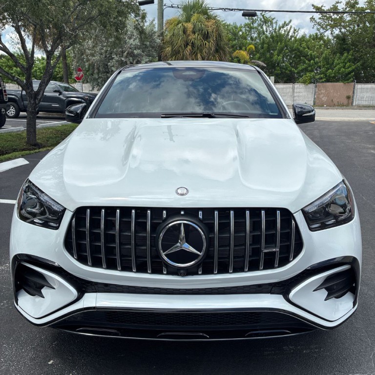 2025 Mercedes-Benz GLE-Class Image 2