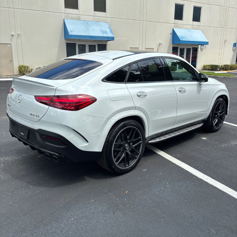 2025 Mercedes-Benz GLE-Class Image 8