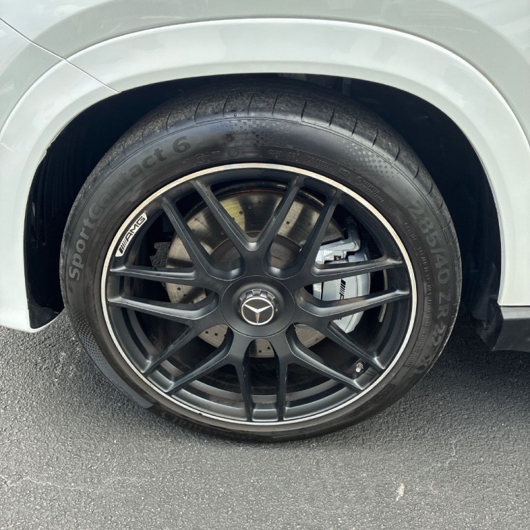 2025 Mercedes-Benz GLE-Class Image 12