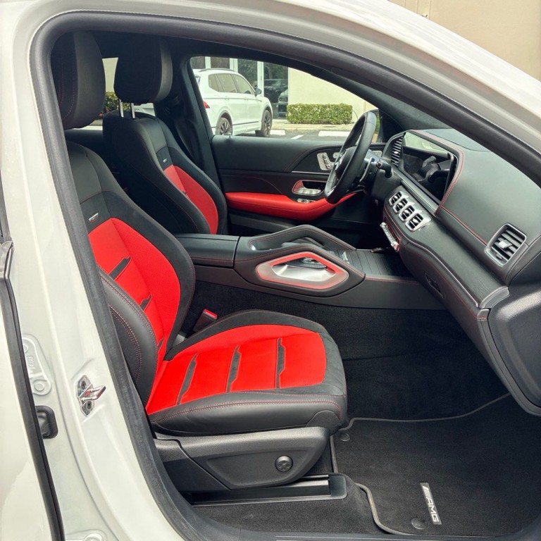 2025 Mercedes-Benz GLE-Class Image 16