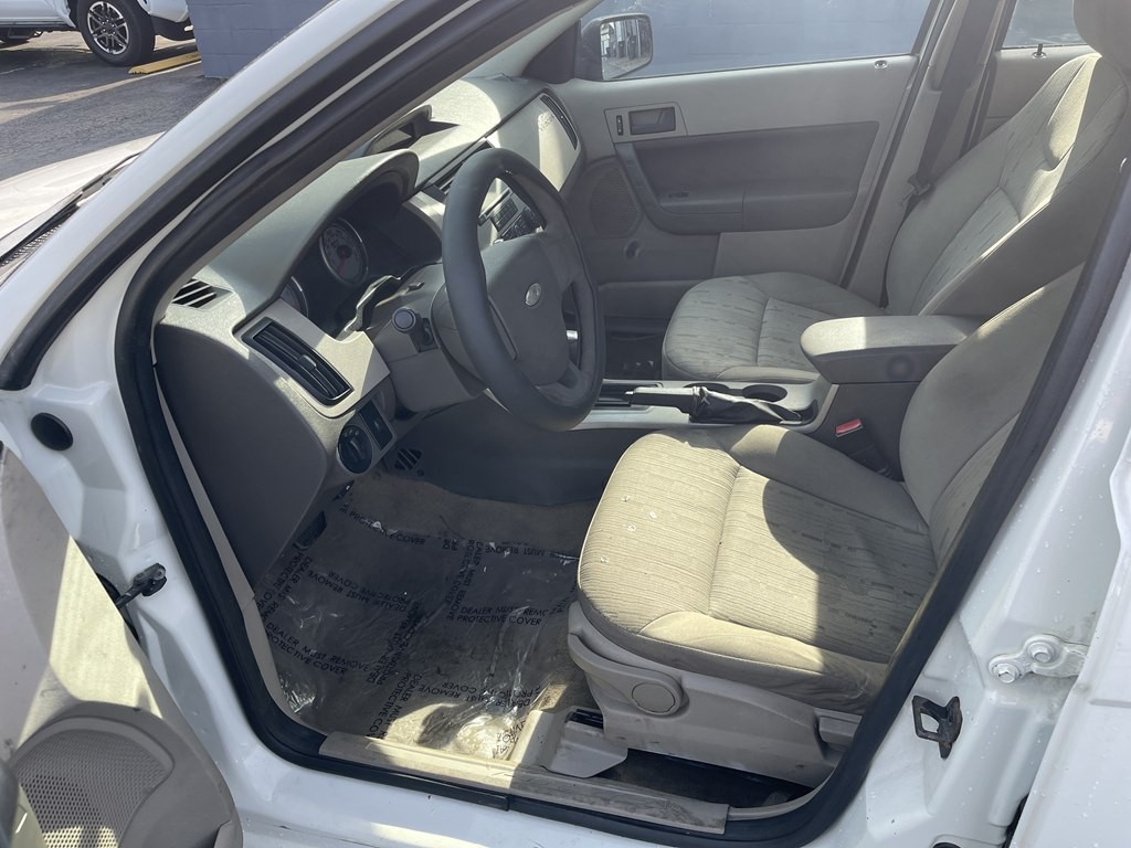 2009 Ford Focus Image 6