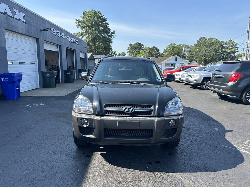 2005 Hyundai Tucson Image 2