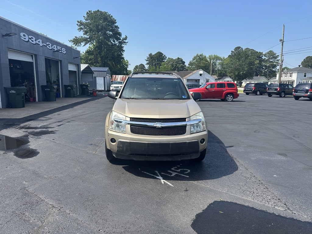 2005 Chevrolet Equinox Image 2